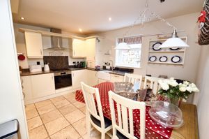 Kitchen- click for photo gallery